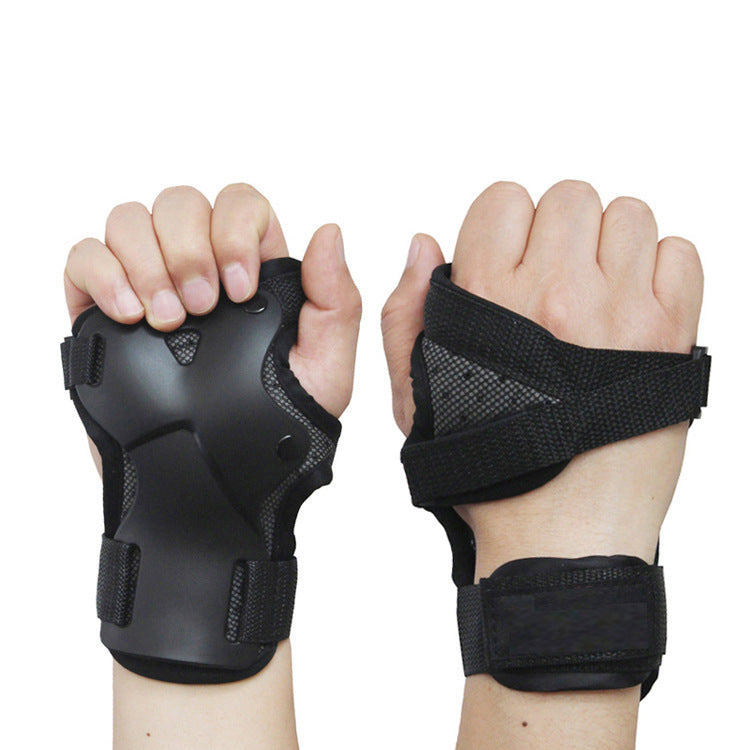 Roller Skate Hand Bracers - Nyaabs