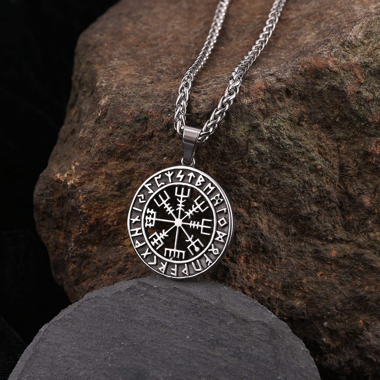 Lun Rune Pendant Necklace Men - Nyaabs