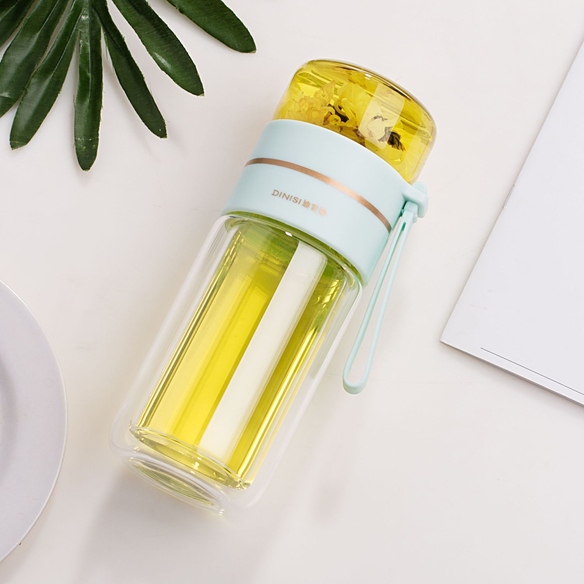 Glass Water Bottle With Tea Infuser Filter Tea Separation Double Wall Glass Bottle Leakproof Water Bottle nyaabs.com