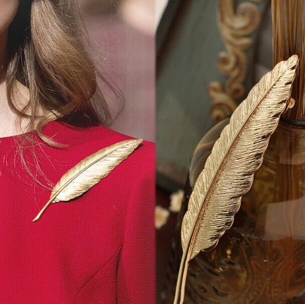 Metallic gold Feather Brooch for men - Nyaabs