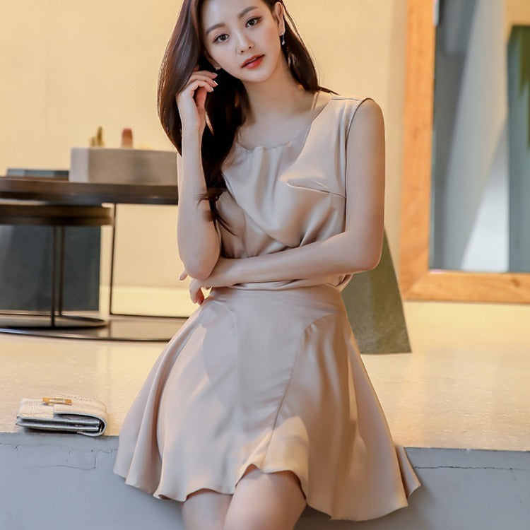 Round Neck Pleated Sleeveless Top Plus Side Swing A- Line Skirt Two-piece Set For Women - Nyaabs