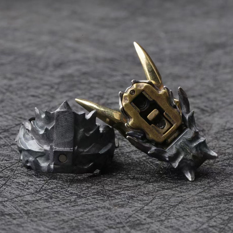 Unique Retro Distressed Gargoyles Ring For Men - Nyaabs