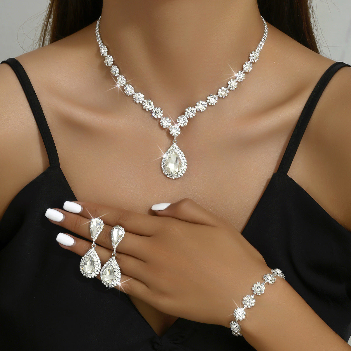 Fashion Jewelry Bridal Jewelry Suit Necklace Ear Stud Bracelet Three-piece Set - Nyaabs