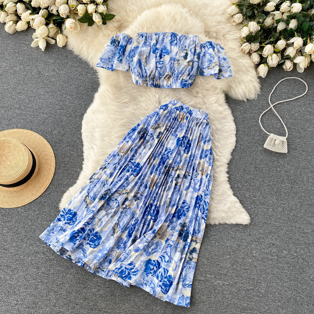 Women's Vacation Style Design Off-shoulder Short-sleeved Tube Top Pleated Skirt Two-piece Set nyaabs.com